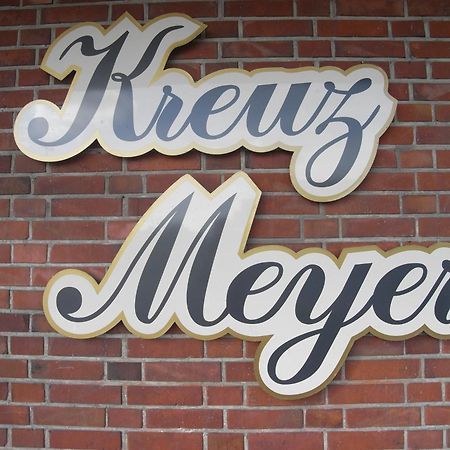 Land-Gut-Hotel Restaurant Kreuz Meyer Stuhr Eksteriør billede